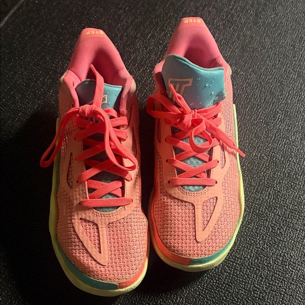 Nike Jason Tatum Pink Lemonade kids Basketball Sneakers, size 5Y, barely worn
